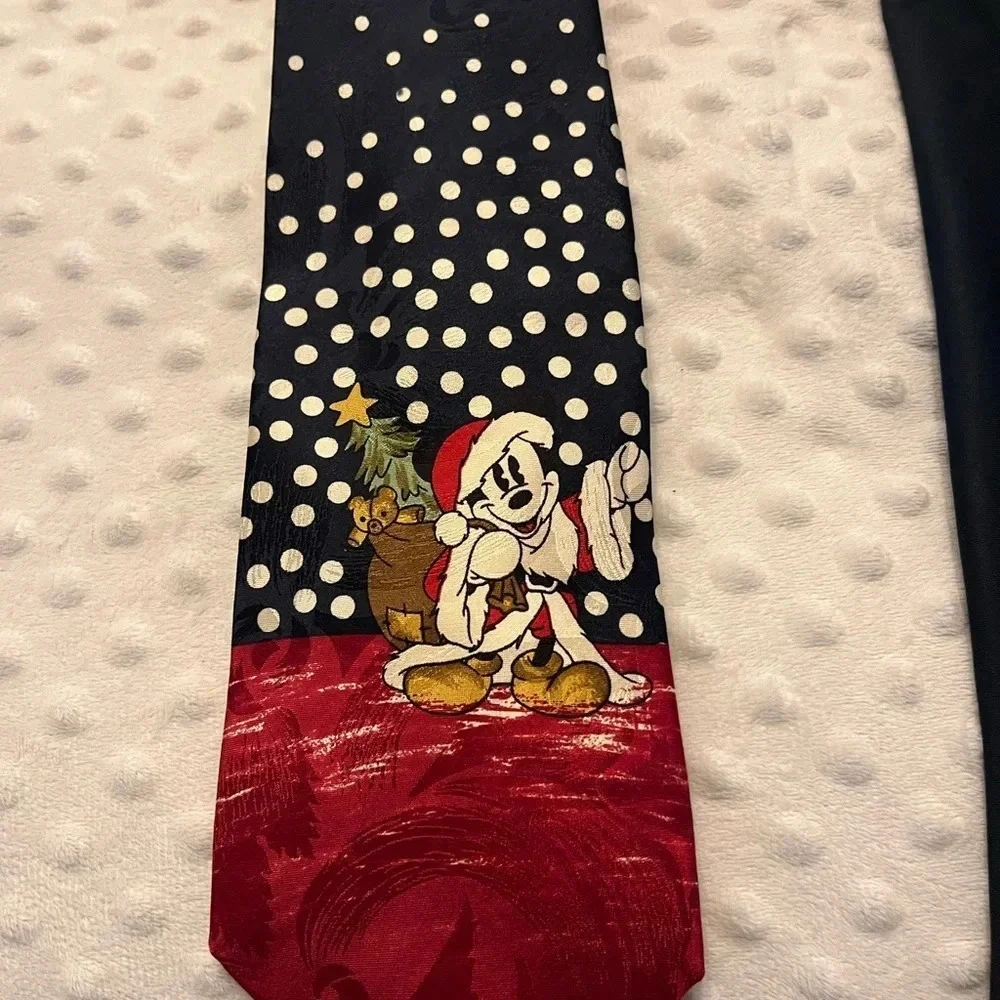 Atlas Design Mickey & Co vintage Disney tie Santa Mickey